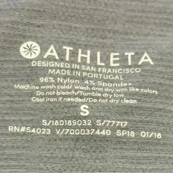 🔥 Host Pick 🔥Athleta light blue racer back Workout tank top size small - Picture 9 of 9